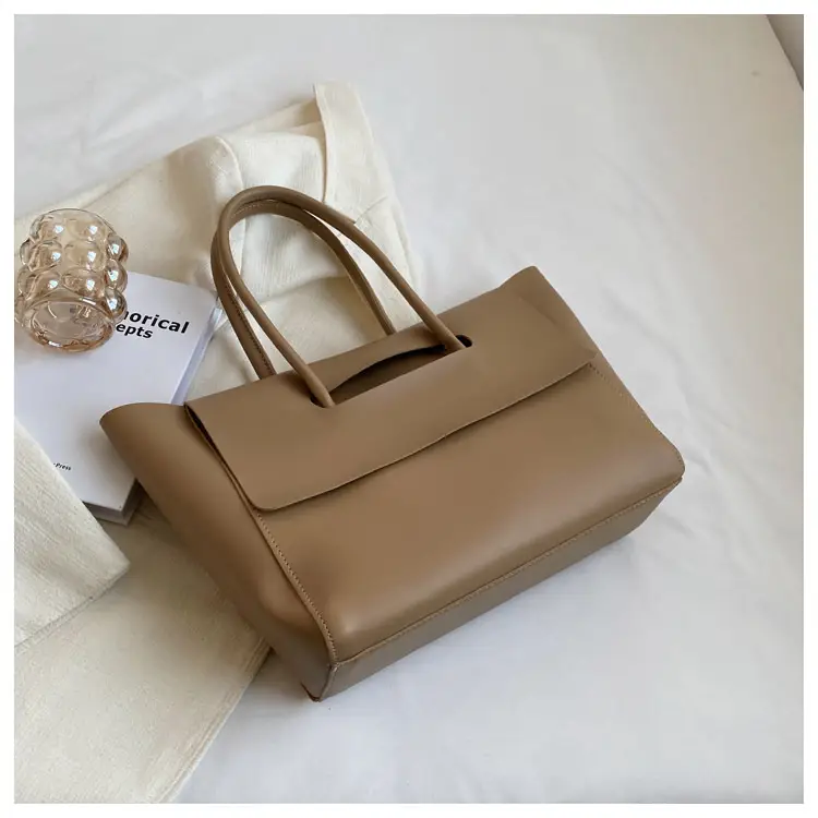 Women's White Leather Tote Bag Large Capacity Retro Simple — feature 15