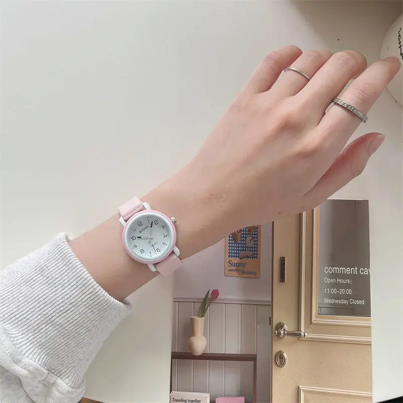 Camellia Women's Green Watch Light Luxury Mori — feature 15