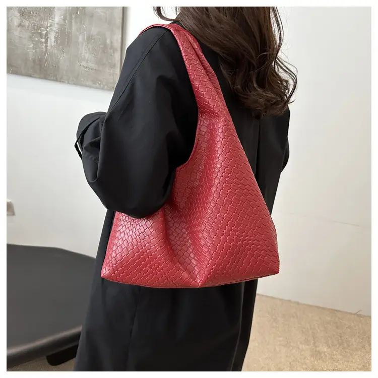Red Vintage Women's 2024 Shoulder Bag — feature 14