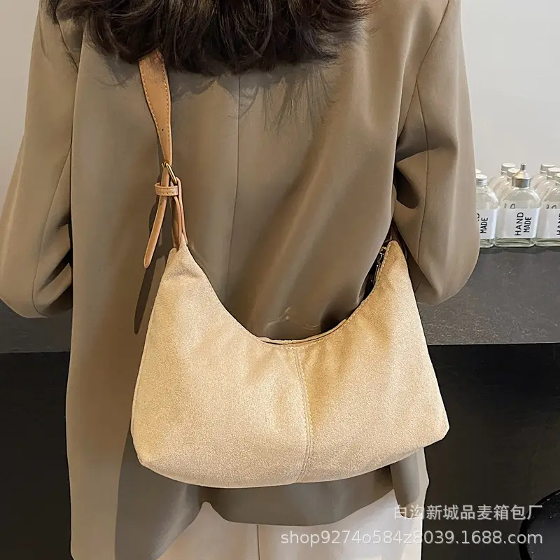 Frosted Shoulder Crossbody Bag Large Capacity 2026 - Image 7