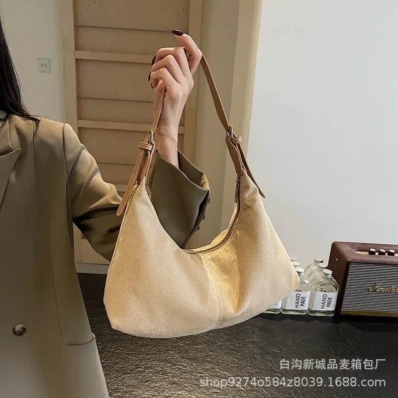 Frosted Shoulder Crossbody Bag Large Capacity 2026 - Image 3