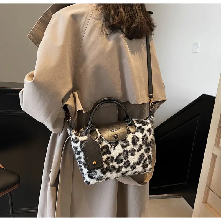 Leopard Print Crossbody Bag for Women 2025 — feature 19