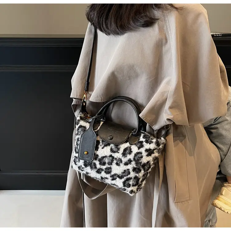 Leopard Print Crossbody Bag for Women 2025 — feature 20