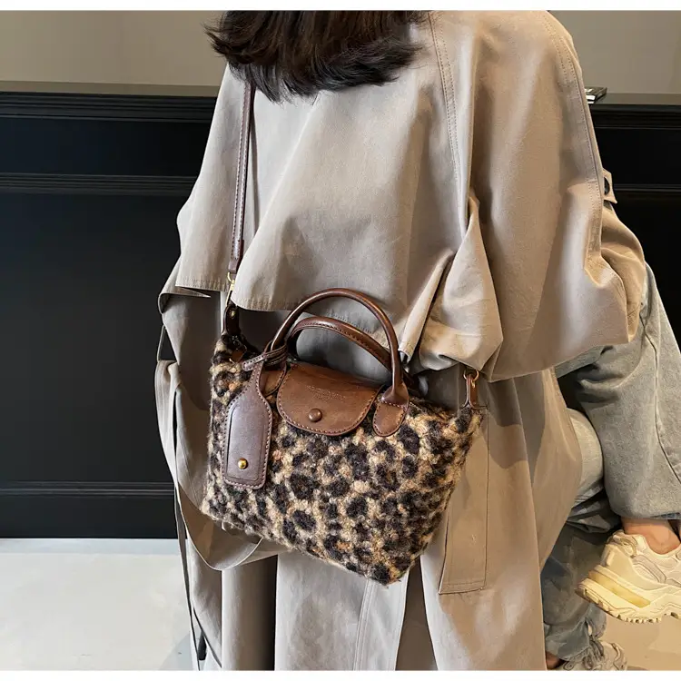 Leopard Print Crossbody Bag for Women 2025 — feature 25