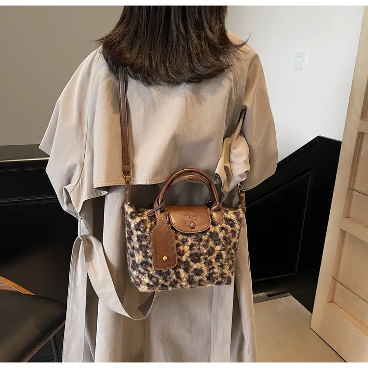 Leopard Print Crossbody Bag for Women 2025 — feature 26
