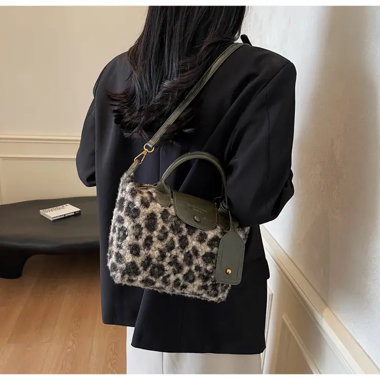 Leopard Print Crossbody Bag for Women 2025 — feature 33