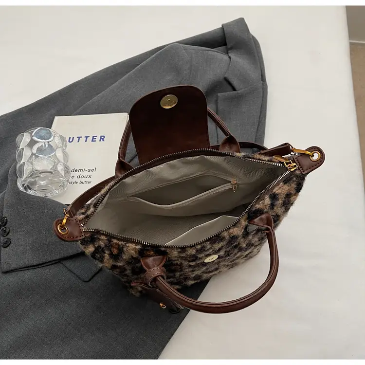 Leopard Print Crossbody Bag for Women 2025 — feature 39