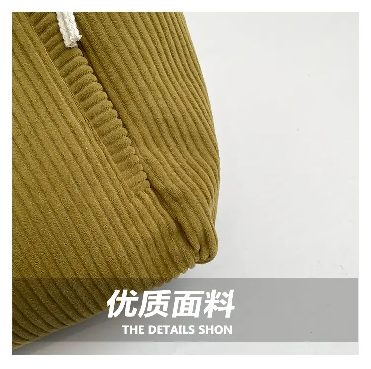 Women's Winter Commuter Tote Bag with Cloud Charm — feature 4