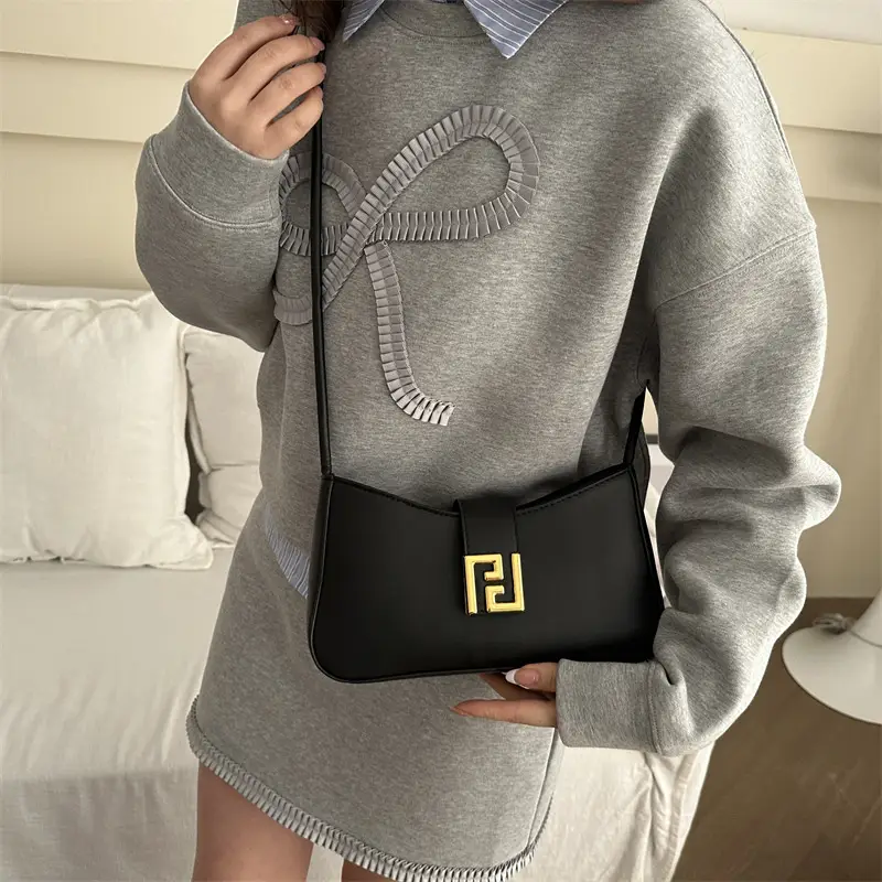 Women's 2024 Winter Shoulder Bag Beige Gold Clasp - Image 9