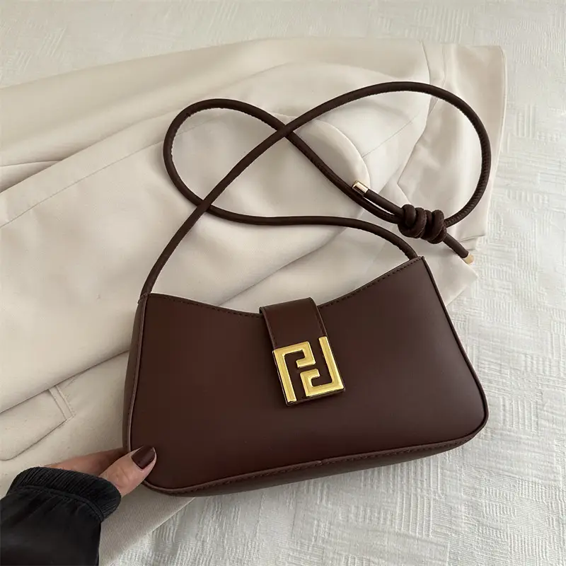 Women's 2024 Winter Shoulder Bag Beige Gold Clasp - Image 3