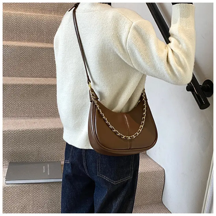 Women Crossbody Bag Brown Leather Retro Western Style — feature 18