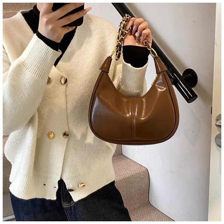 Women Crossbody Bag Brown Leather Retro Western Style — feature 19
