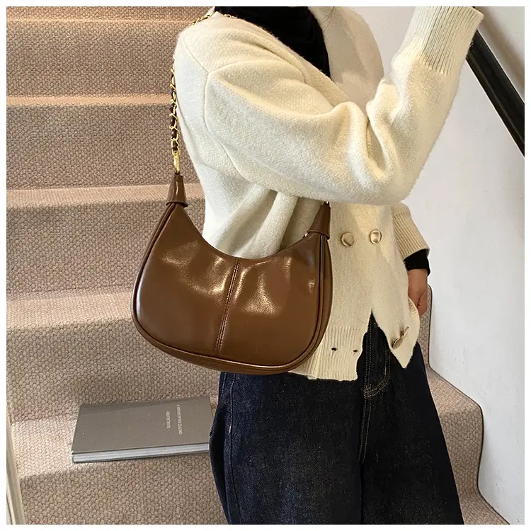 Women Crossbody Bag Brown Leather Retro Western Style — feature 20