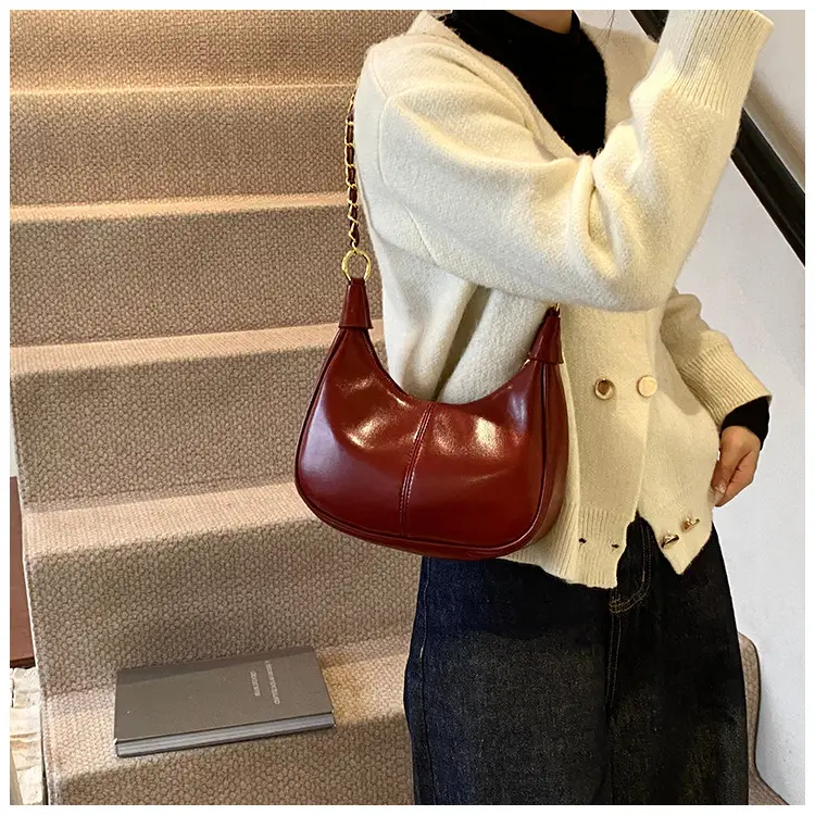 Women Crossbody Bag Brown Leather Retro Western Style — feature 23