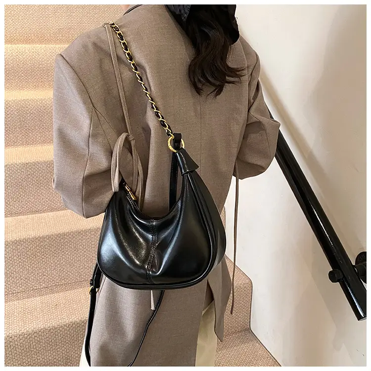 Women Crossbody Bag Brown Leather Retro Western Style — feature 27