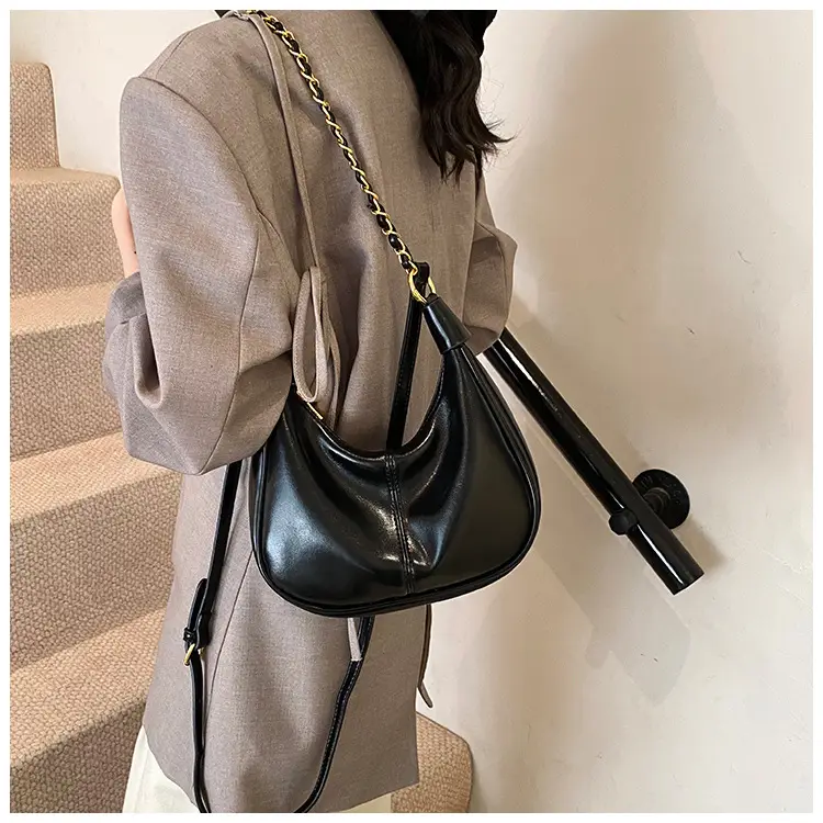Women Crossbody Bag Brown Leather Retro Western Style — feature 28