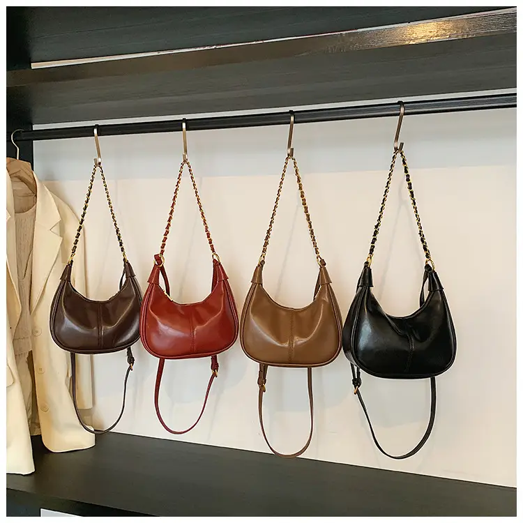 Women Crossbody Bag Brown Leather Retro Western Style — feature 3