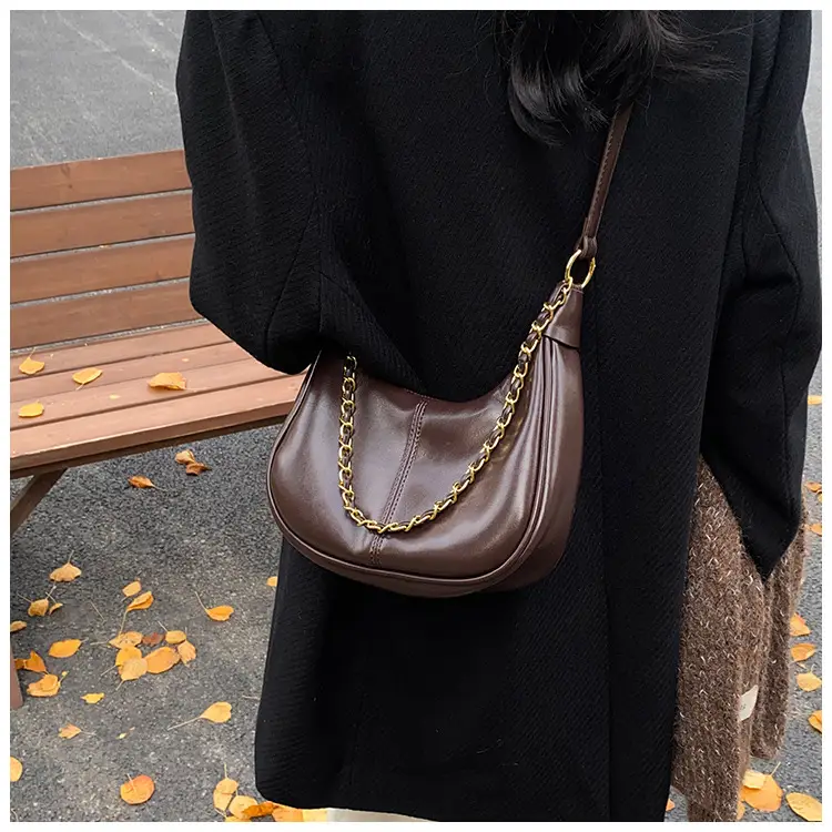 Women Crossbody Bag Brown Leather Retro Western Style — feature 32