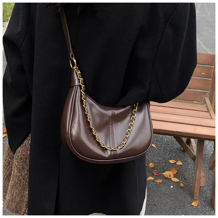 Women Crossbody Bag Brown Leather Retro Western Style — feature 33