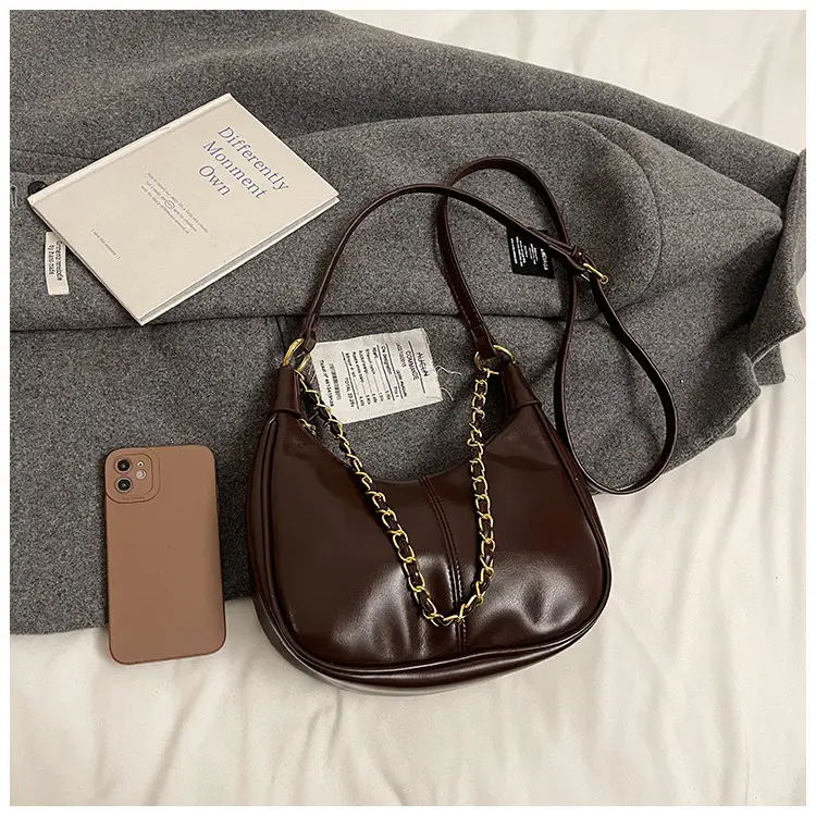 Women Crossbody Bag Brown Leather Retro Western Style — feature 38