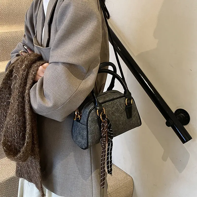 Retro Casual Shoulder Bag Women 2024 Brown Leather Tassel - Image 8