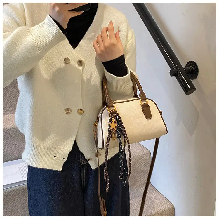 Retro Casual Shoulder Bag Women 2024 Brown Leather Tassel — feature 14
