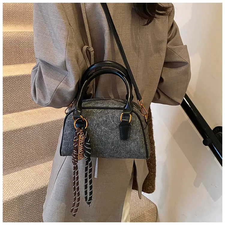 Retro Casual Shoulder Bag Women 2024 Brown Leather Tassel — feature 8