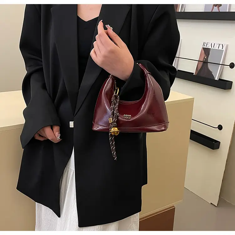 Black High-End Maillard Shoulder Crossbody Bag Women 2024 — feature 22