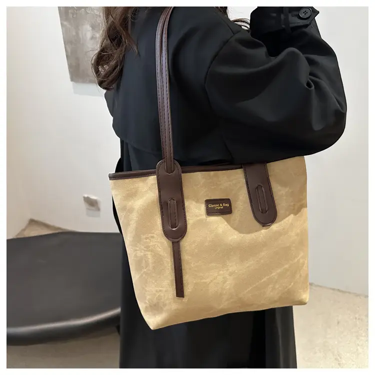 Vintage Women's Textured Shoulder Bag with Cute Keychain — feature 13