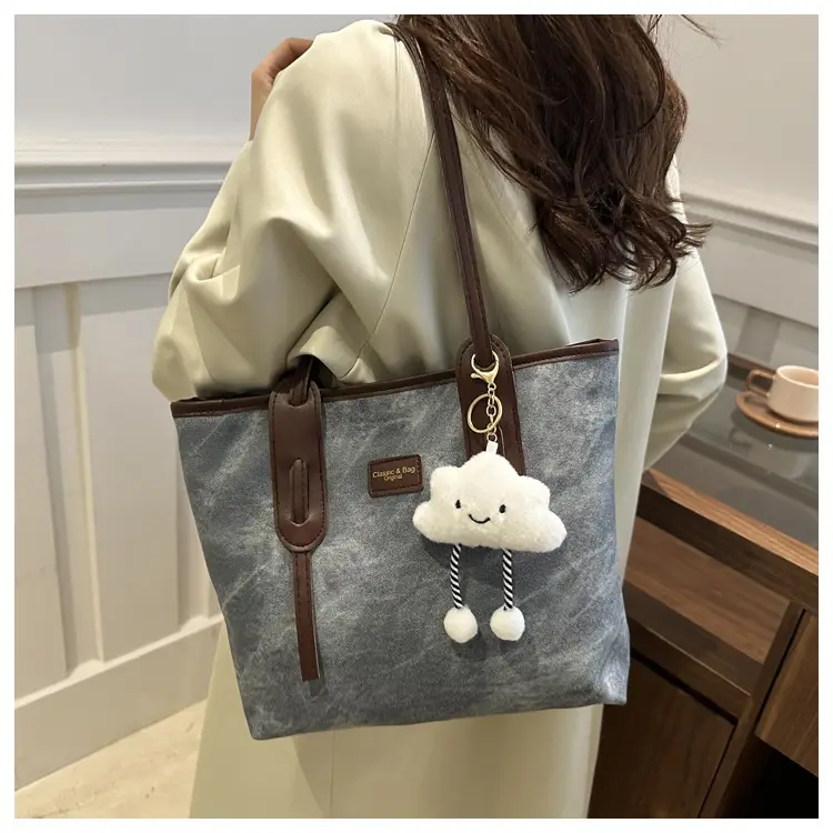 Vintage Women's Textured Shoulder Bag with Cute Keychain — feature 14