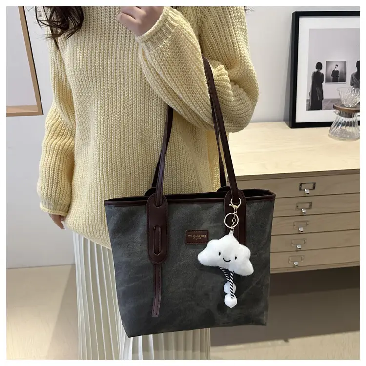 Vintage Women's Textured Shoulder Bag with Cute Keychain — feature 18