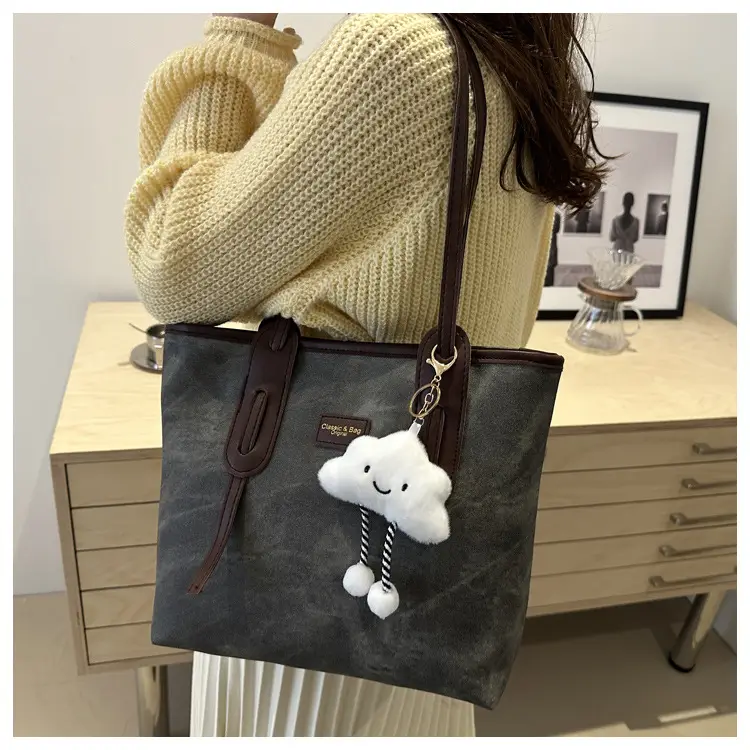 Vintage Women's Textured Shoulder Bag with Cute Keychain — feature 19