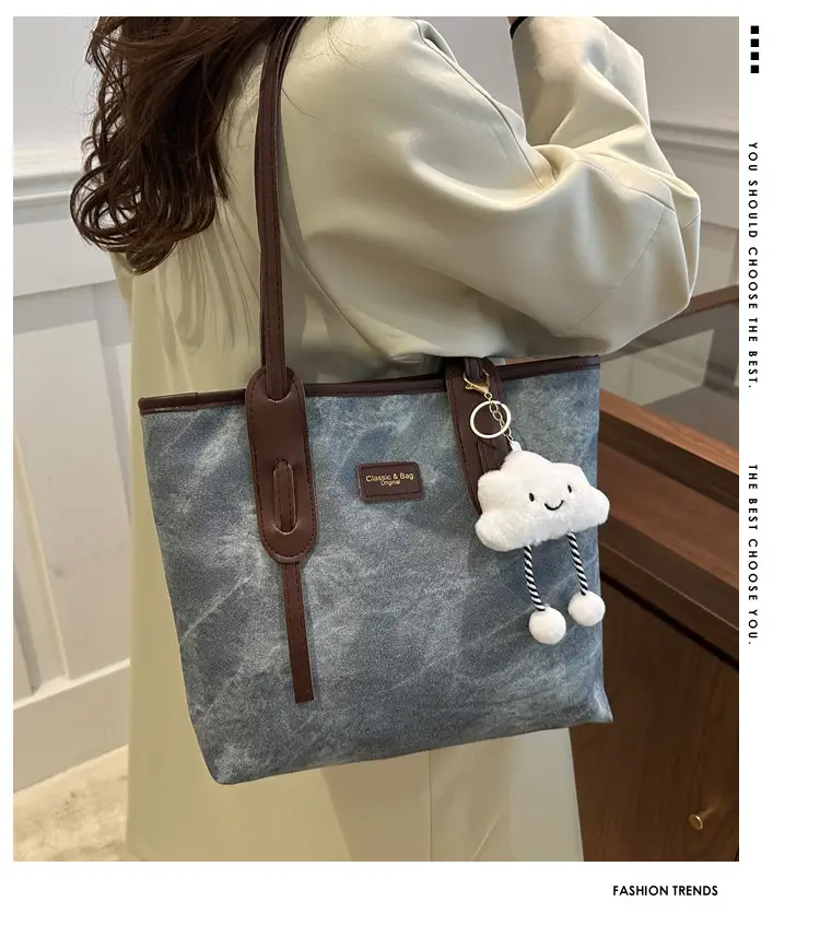 Vintage Women's Textured Shoulder Bag with Cute Keychain — feature 2