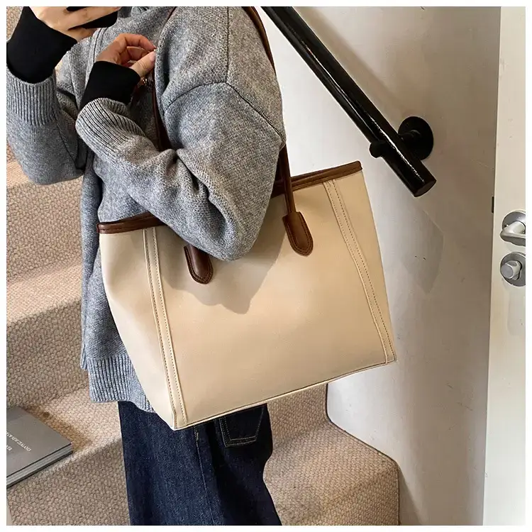 Korean Style Textured Shoulder Bag Brown 2023 — feature 11