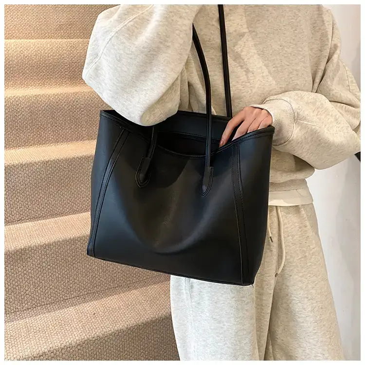 Korean Style Textured Shoulder Bag Brown 2023 — feature 16