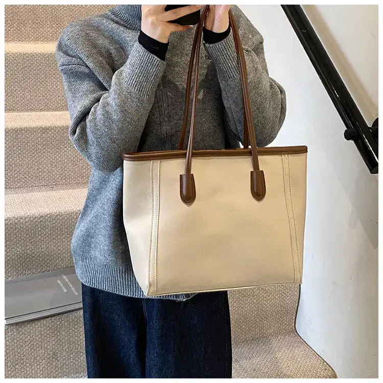 Korean Style Textured Shoulder Bag Brown 2023 — feature 9