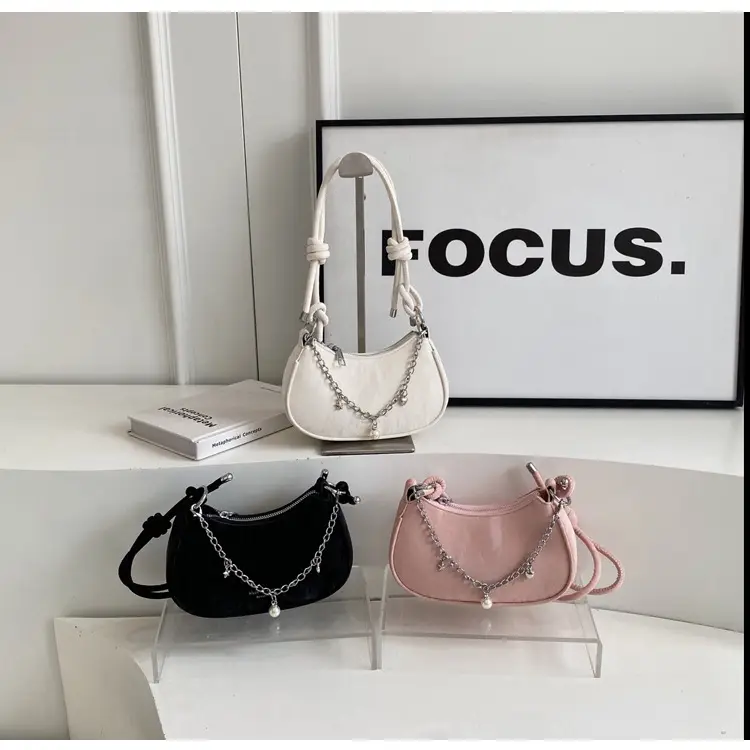 Black Chain Crossbody Bag for Women 2024 — feature 15