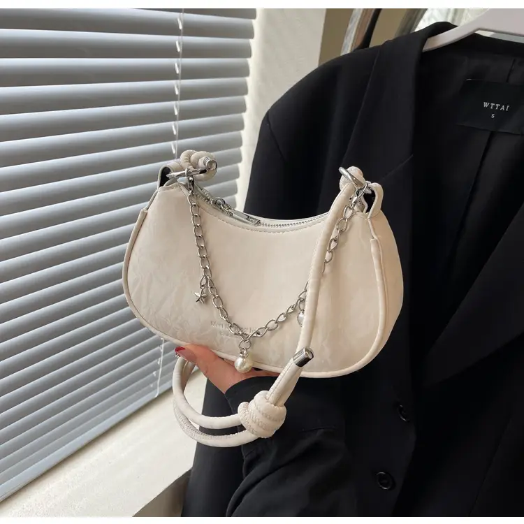 Black Chain Crossbody Bag for Women 2024 — feature 36