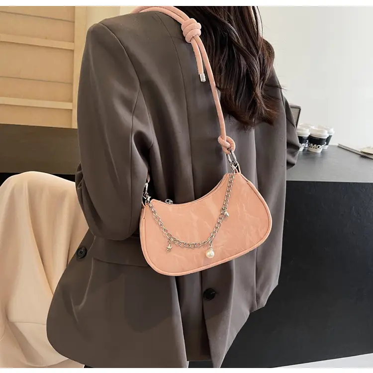 Black Chain Crossbody Bag for Women 2024 — feature 43