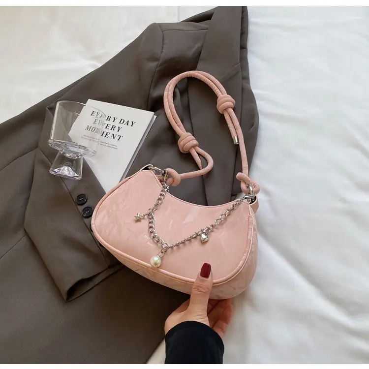 Black Chain Crossbody Bag for Women 2024 — feature 50