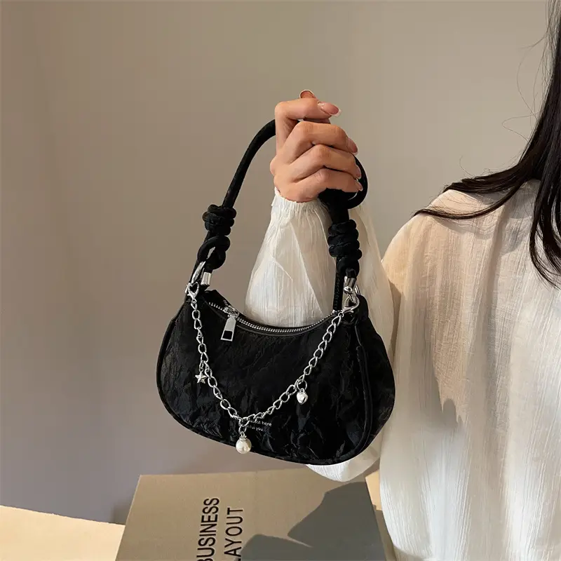 Black Chain Crossbody Bag for Women 2024 - Image 3