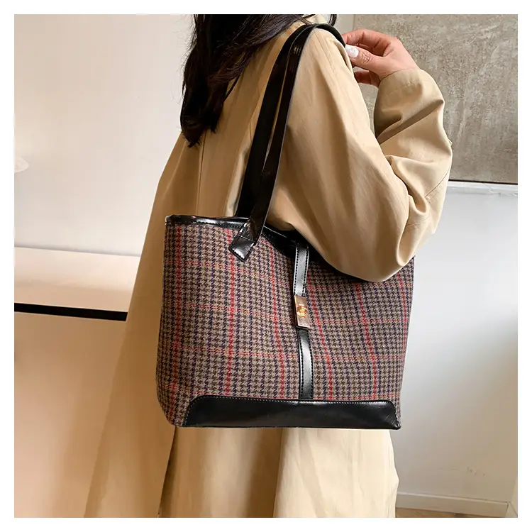 Women's Woolen Checkered Shoulder Bag Large Capacity 2024 — feature 12