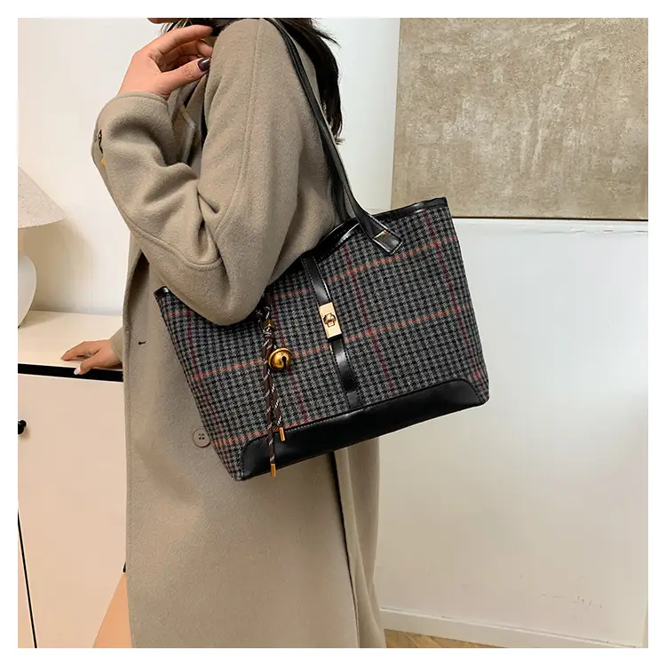 Women's Woolen Checkered Shoulder Bag Large Capacity 2024 — feature 15