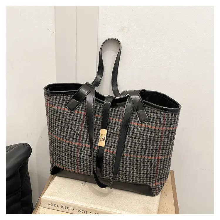 Women's Woolen Checkered Shoulder Bag Large Capacity 2024 - Image 4