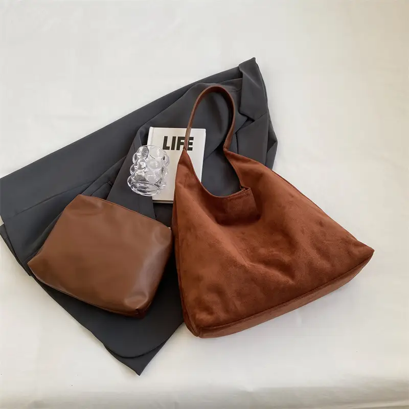Large Capacity Women's Armpit Commuting Tote Bag - Image 2