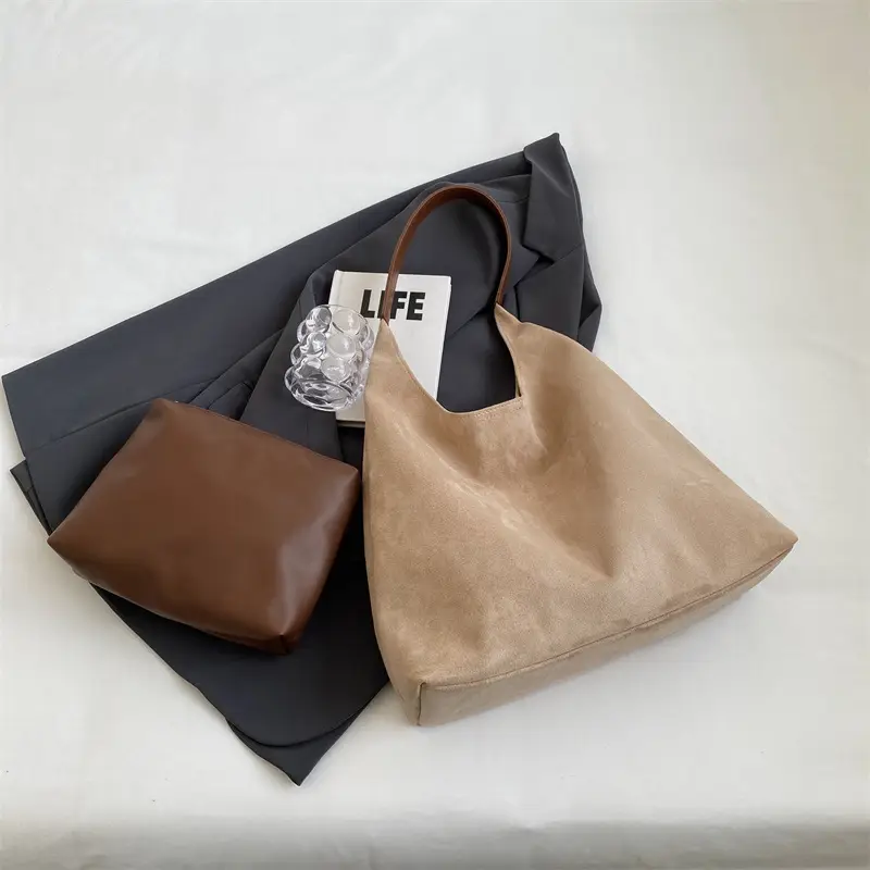 Large Capacity Women's Armpit Commuting Tote Bag - Image 5