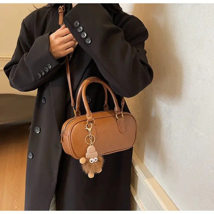 Vintage Black Shoulder Crossbody Bag for Women 2024 — feature 15