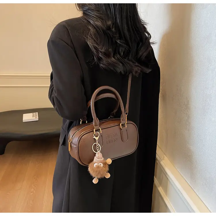 Vintage Black Shoulder Crossbody Bag for Women 2024 — feature 18