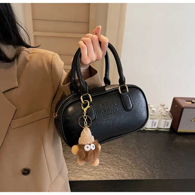 Vintage Black Shoulder Crossbody Bag for Women 2024 — feature 21