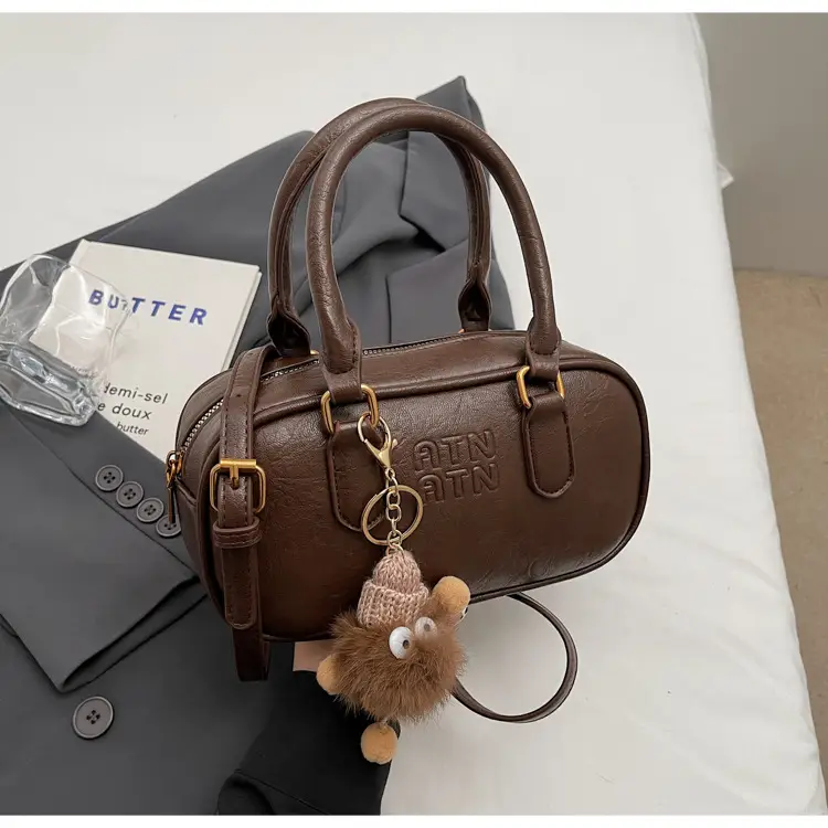 Vintage Black Shoulder Crossbody Bag for Women 2024 — feature 25